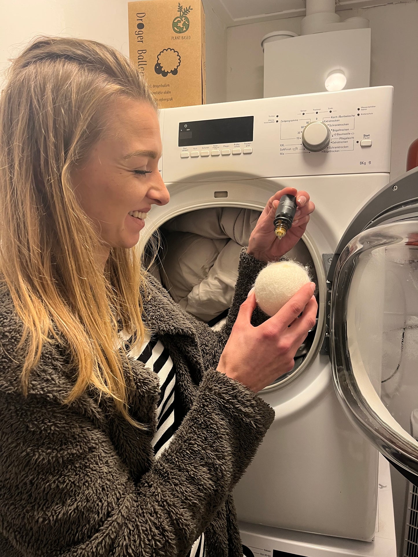 IntraSellers Boules de séchage avec 6 huiles essentielles – Séchage 25 à 40 % plus rapide – Vêtements doux – Boules de séchage – Pas de lavage statique – Boule de lessive – Durable – Boules de séchage – Boules de lessive